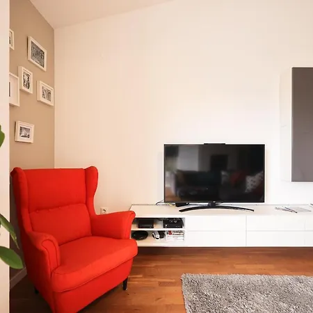 Summer Breeze Апартаменти *